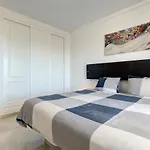 Apartment Spacious Puerto Alto Estepona
