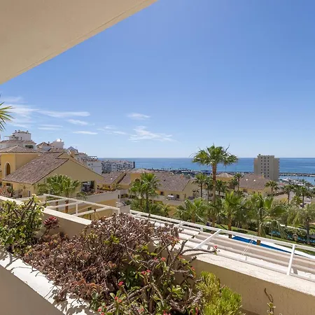 Daire Spacious Puerto Alto