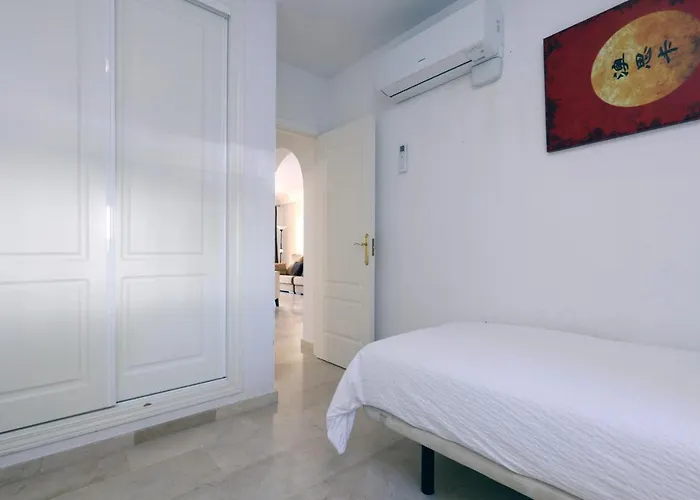 公寓 Spacious Puerto Alto 埃斯特波纳