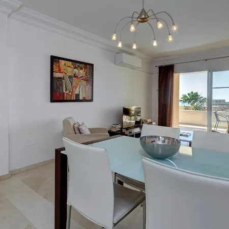 Spacious Puerto Alto *