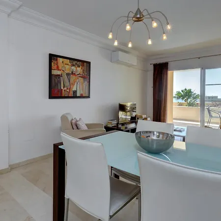 Apartamento Spacious Puerto Alto Estepona