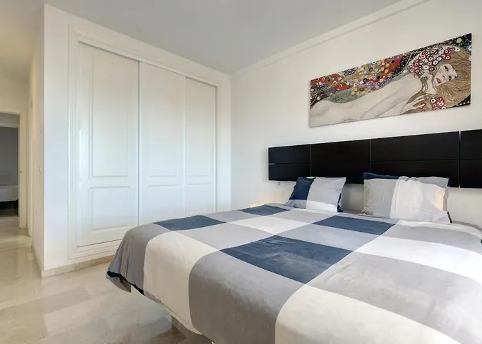 Apartamento Spacious Puerto Alto Estepona