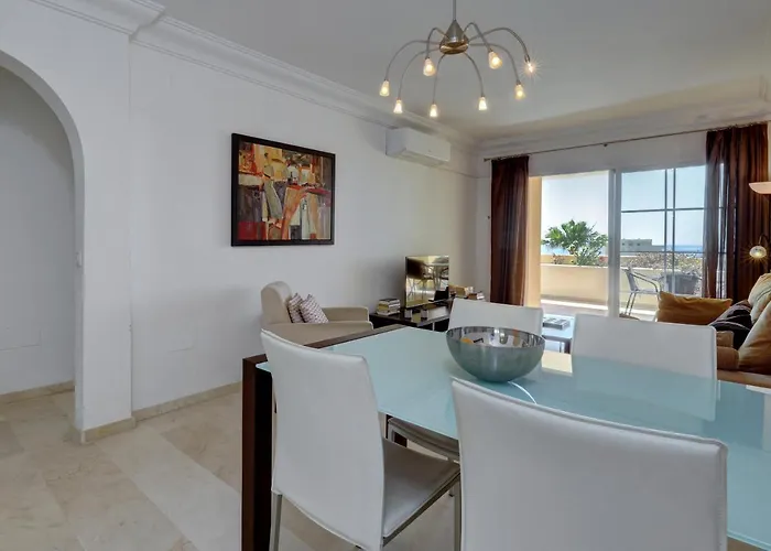 Spacious Puerto Alto *